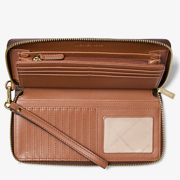 Michael Kors Jet Set Travel Large Signature Logo and Metallic Continental Wallet - Picture 4 of 16